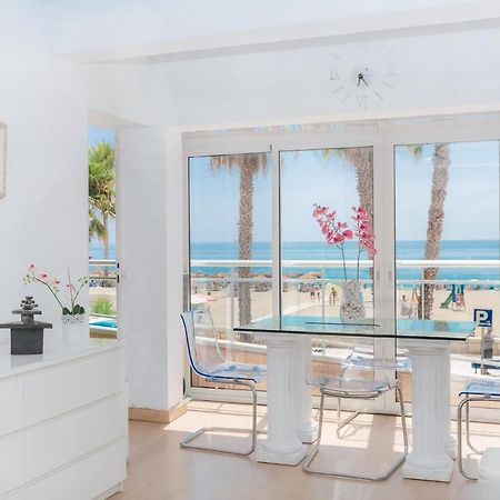 Apartamento Lujo Frente Al Mar Centro De Málaga Kültér fotó