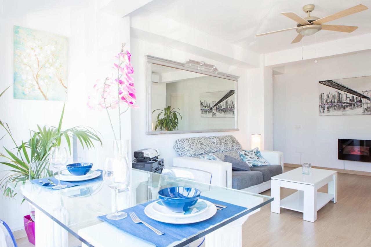 Apartamento Lujo Frente Al Mar Centro De Málaga Kültér fotó