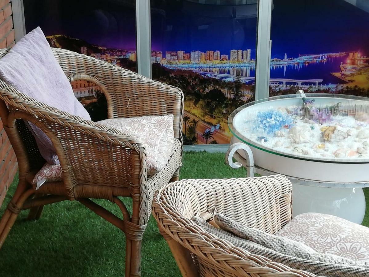 Apartamento Lujo Frente Al Mar Centro De Málaga Kültér fotó