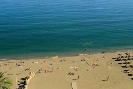 Apartamento Lujo Frente Al Mar Centro De Málaga Kültér fotó